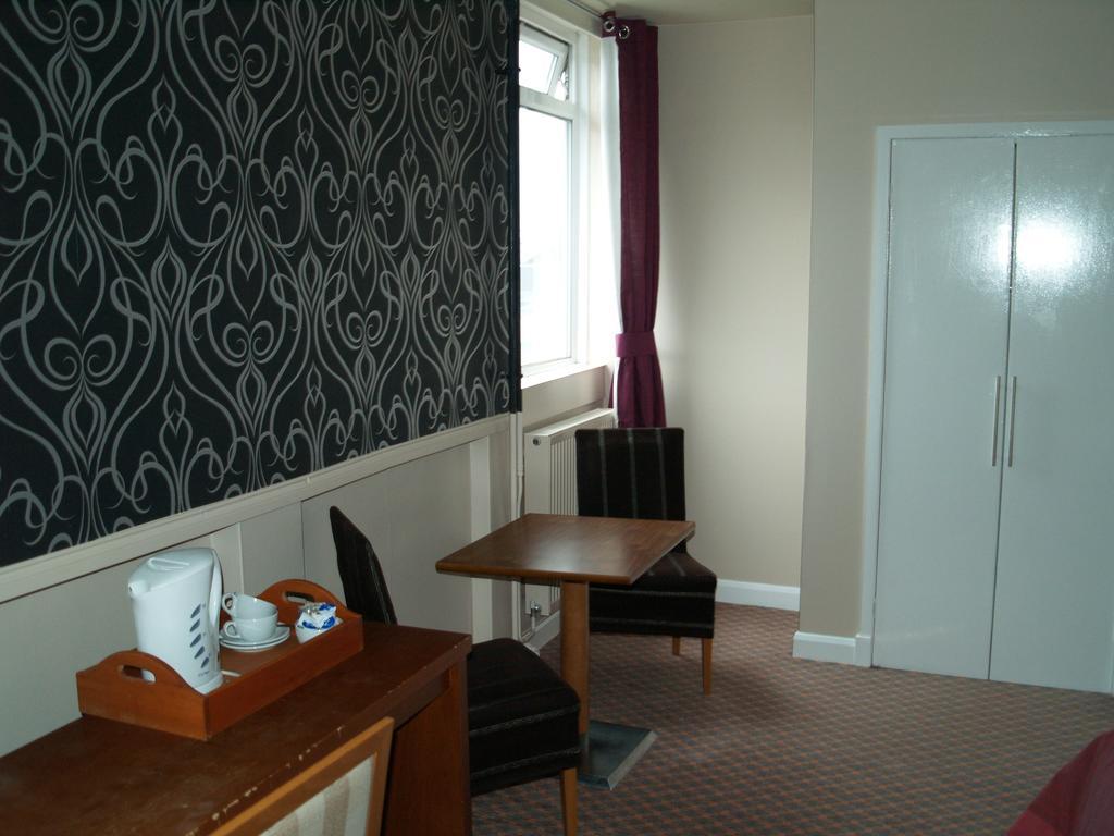 Antonine Hotel Falkirk Esterno foto